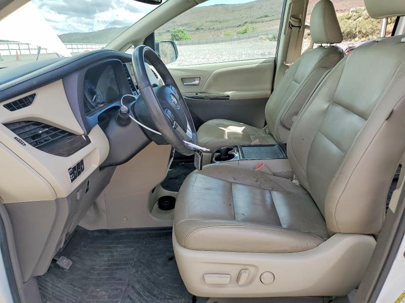 Продажа на аукционе авто 2017 Toyota Sienna, vin: 5TDDZ3DC2HS183102, номер лота: 85967625