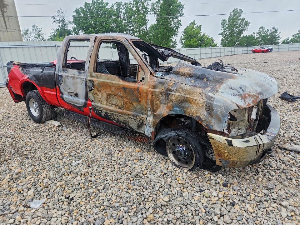 56729896 :رقم المزاد ، 1FTNW21F2XEE84012 vin ، 1999 Ford F250 مزاد بيع