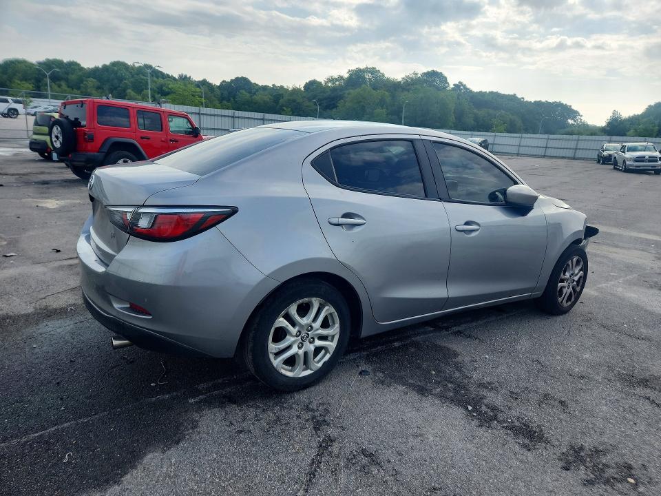 Продажа на аукционе авто 2016 Scion Ia, vin: 3MYDLBZV3GY118094, номер лота: 56624676