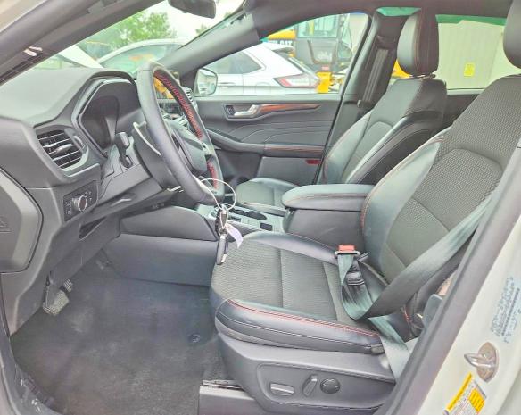 56546226 :رقم المزاد ، 1FMCU0MZXSUA78853 vin ، 2025 Ford Escape مزاد بيع