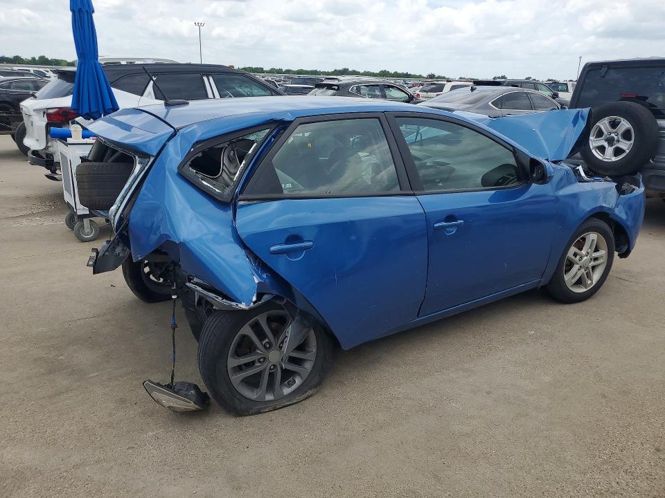 2011 Kia Forte მანქანა იყიდება აუქციონზე, vin: KNAFU5A21B5429078, აუქციონის ნომერი: 58207406