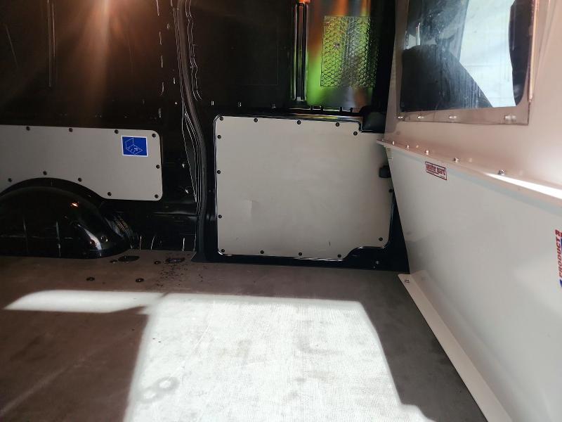 58585966 :رقم المزاد ، W1YV0CEY7N4163102 vin ، 2022 Mercedes-benz Metris مزاد بيع