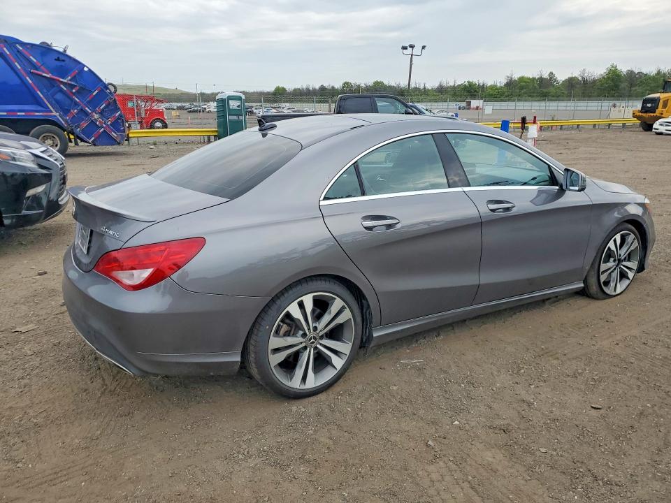 56484186 :رقم المزاد ، WDDSJ4GB2KN776243 vin ، 2019 Mercedes-benz Cla مزاد بيع