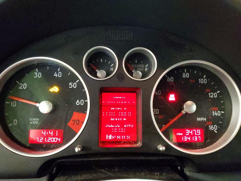 2004 Audi Tt მანქანა იყიდება აუქციონზე, vin: TRUTC28N741005945, აუქციონის ნომერი: 57809706