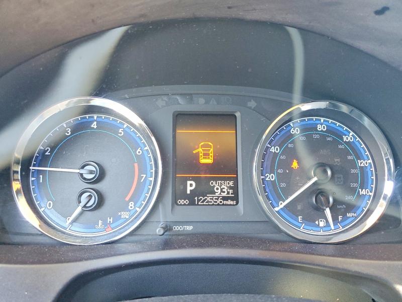 Продаж на аукціоні авто 2018 Toyota Corolla, vin: 5YFBURHE9JP843445, номер лоту: 55411996