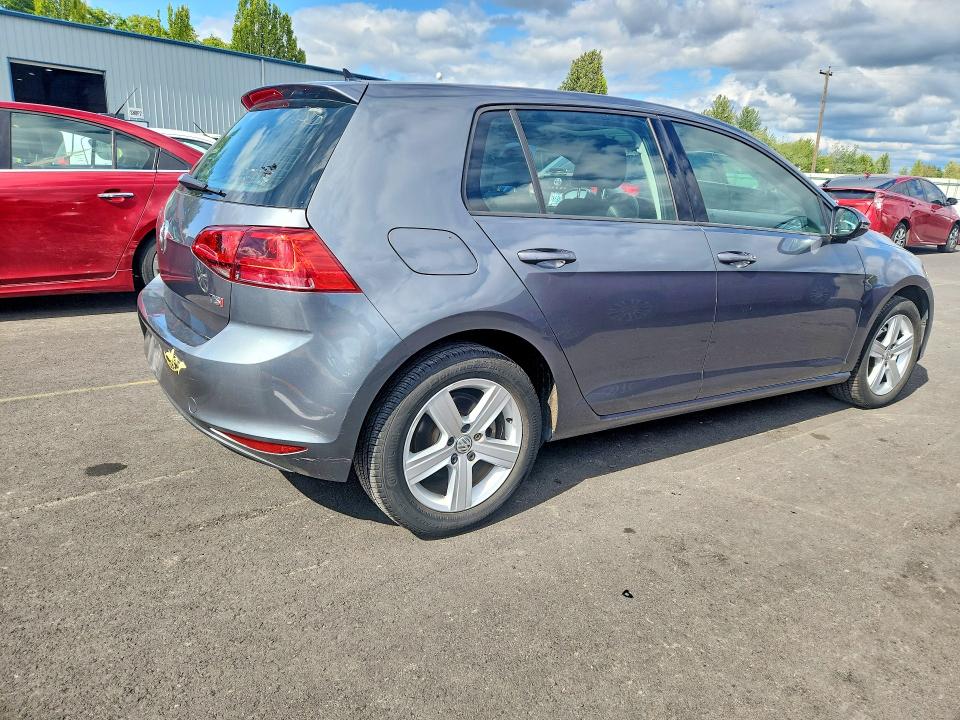 2017 Volkswagen Golf მანქანა იყიდება აუქციონზე, vin: 3VW217AU6HM002972, აუქციონის ნომერი: 56811886