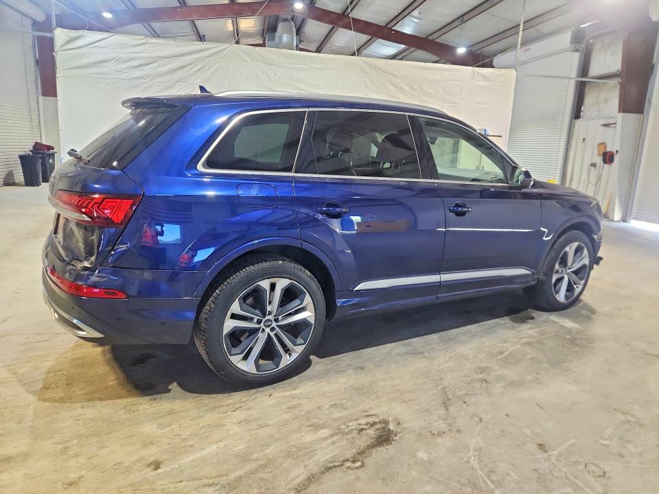 2021 Audi Q7 მანქანა იყიდება აუქციონზე, vin: WA1LXAF78MD024252, აუქციონის ნომერი: 56400486