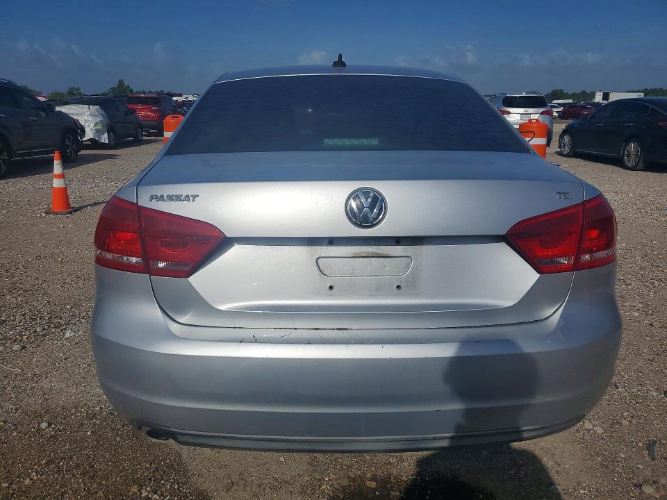 2015 Volkswagen Passat მანქანა იყიდება აუქციონზე, vin: 1VWAT7A3XFC023285, აუქციონის ნომერი: 58190806