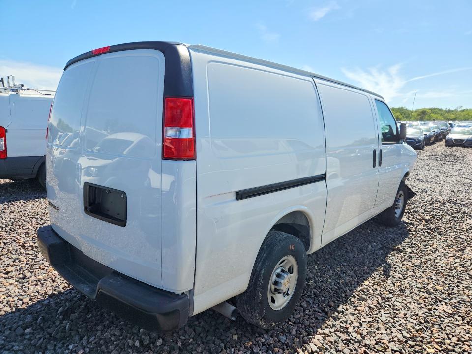 2025 Chevrolet Express G2500 მანქანა იყიდება აუქციონზე, vin: 1GCWGAFP6S1255992, აუქციონის ნომერი: 56528376