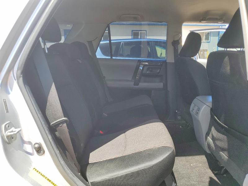 56535906 :رقم المزاد ، JTEZU5JR4A5000802 vin ، 2010 Toyota 4runner مزاد بيع