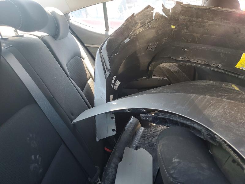 Продажа на аукционе авто 2018 Hyundai Elantra, vin: 5NPD74LF6JH355070, номер лота: 55247716