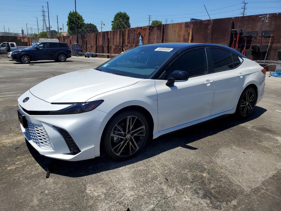 56945836 :رقم المزاد ، 4T1DAACK0SU077928 vin ، 2025 Toyota Camry مزاد بيع