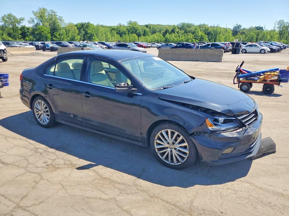55933846 :رقم المزاد ، 3VWD17AJXFM351404 vin ، 2015 Volkswagen Jetta مزاد بيع