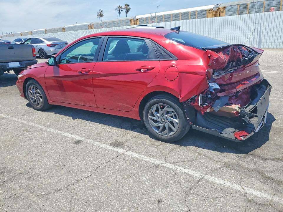 55736616 :رقم المزاد ، KMHLM4DG8RU758122 vin ، 2024 Hyundai Elantra مزاد بيع