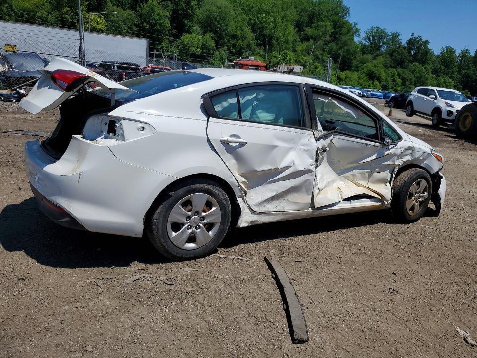 2017 Kia Forte მანქანა იყიდება აუქციონზე, vin: 3KPFK4A76HE081788, აუქციონის ნომერი: 53582076