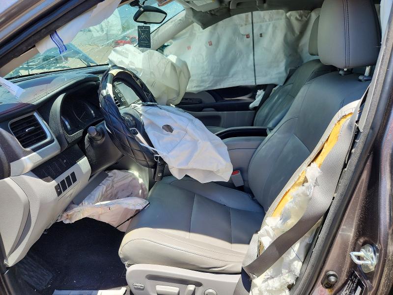 2015 Toyota Highlander მანქანა იყიდება აუქციონზე, vin: 5TDKKRFH9FS093241, აუქციონის ნომერი: 57678696