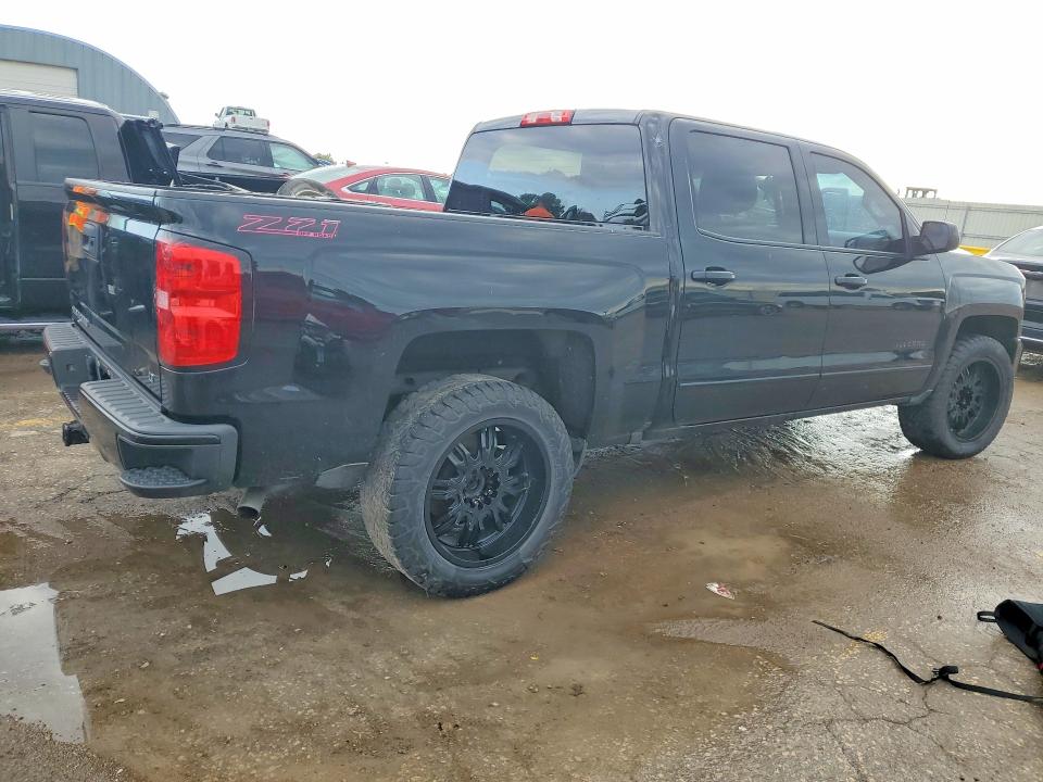 Продаж на аукціоні авто 2018 Chevrolet Silverado, vin: 3GCUKREC2JG149994, номер лоту: 58986326