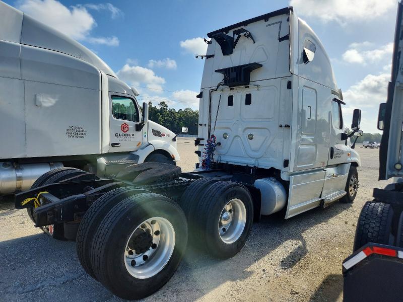 54547056 :رقم المزاد ، 3AKJGLDV1GSGS4695 vin ، 2016 Freightliner Cascadia 125 مزاد بيع