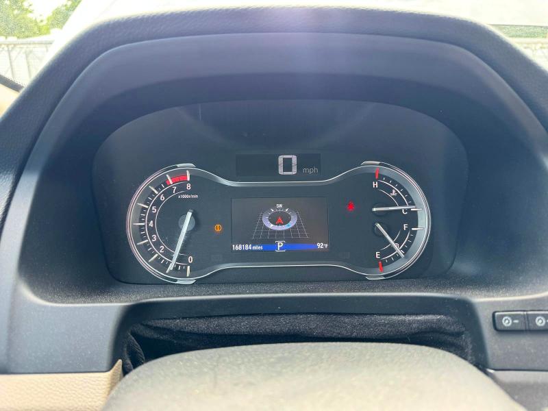 57209846 :رقم المزاد ، 5FNYF6H57JB012590 vin ، 2018 Honda Pilot مزاد بيع