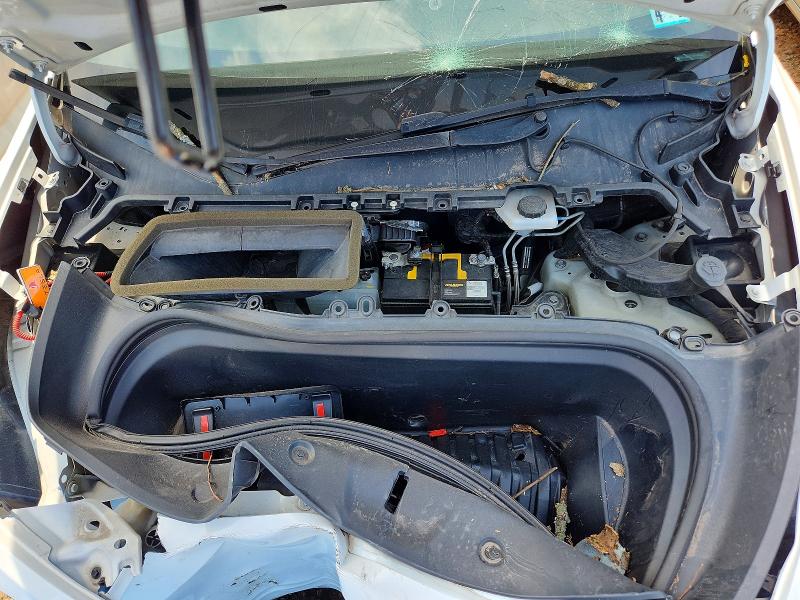 2021 Tesla Model Y მანქანა იყიდება აუქციონზე, vin: 5YJYGAEE8MF144153, აუქციონის ნომერი: 56815036