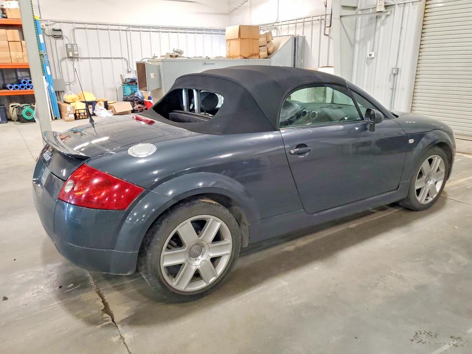 2004 Audi Tt მანქანა იყიდება აუქციონზე, vin: TRUTC28N741005945, აუქციონის ნომერი: 57809706