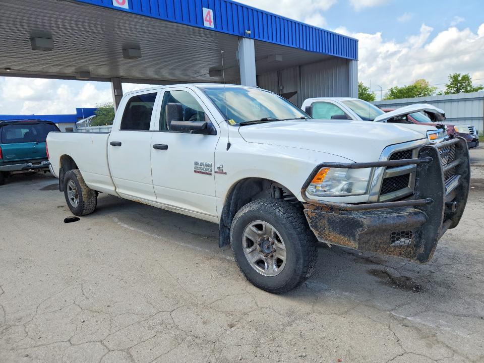 56672016 :رقم المزاد ، 3C6UR5HLXHG517923 vin ، 2017 Dodge Ram 2500 مزاد بيع