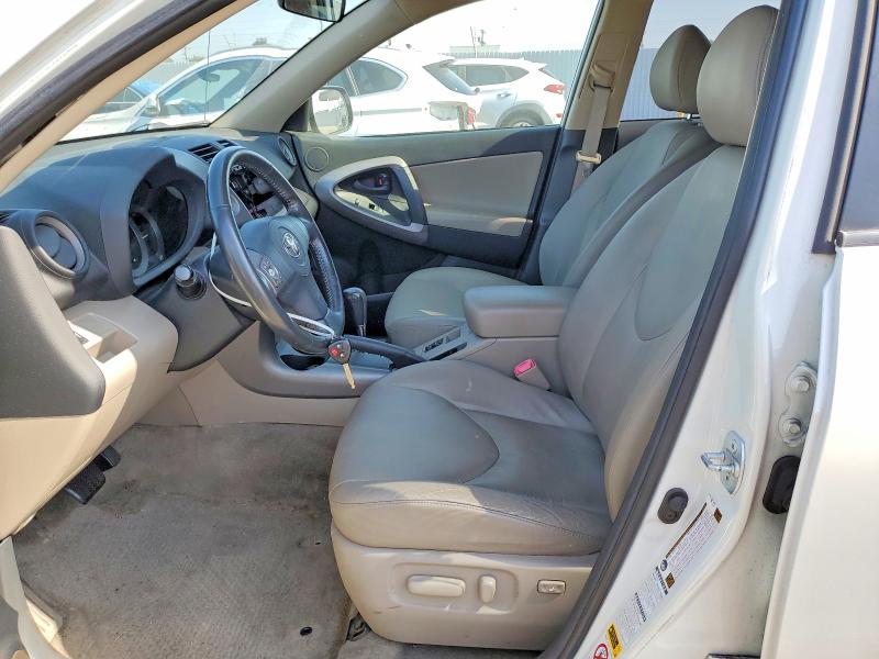 Продажа на аукционе авто 2006 Toyota Rav4, vin: JTMBD31V365043381, номер лота: 55993856