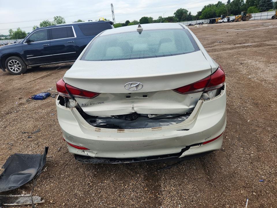 2017 Hyundai Elantra მანქანა იყიდება აუქციონზე, vin: KMHD84LF3HU177739, აუქციონის ნომერი: 58994446