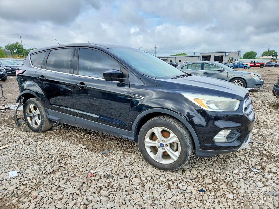 Продажа на аукционе авто 2017 Ford Escape, vin: 1FMCU0GD9HUE71882, номер лота: 56347146