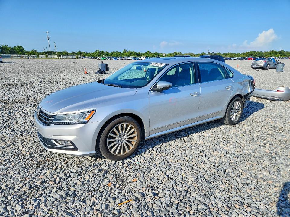 2016 Volkswagen Passat მანქანა იყიდება აუქციონზე, vin: 1VWBS7A36GC038469, აუქციონის ნომერი: 58991786