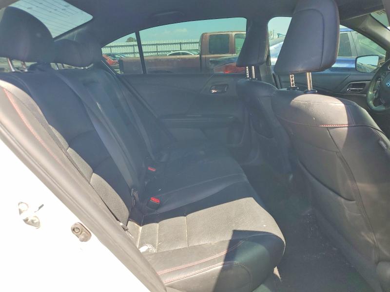 Продажа на аукционе авто 2017 Honda Accord, vin: 1HGCR2F17HA300236, номер лота: 57353296