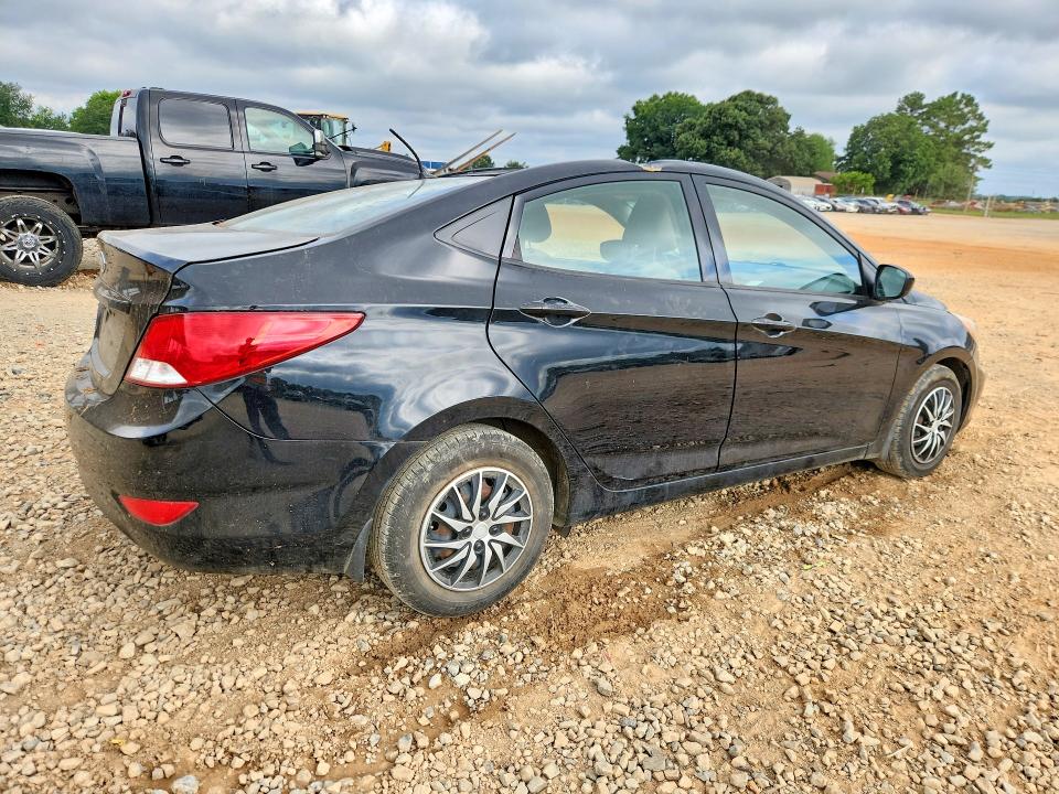 57653946 :رقم المزاد ، KMHCT4AEXHU341265 vin ، 2017 Hyundai Accent مزاد بيع