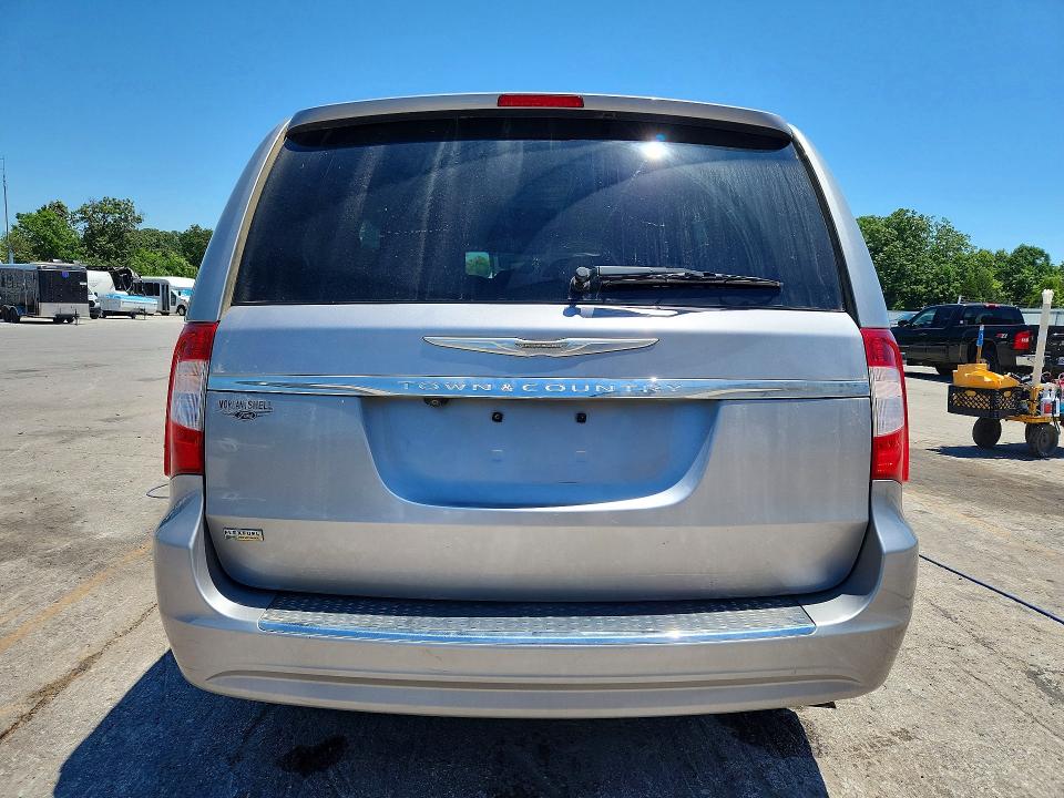 57692346 :رقم المزاد ، 2C4RC1BGXGR212774 vin ، 2016 Chrysler Town & Country مزاد بيع