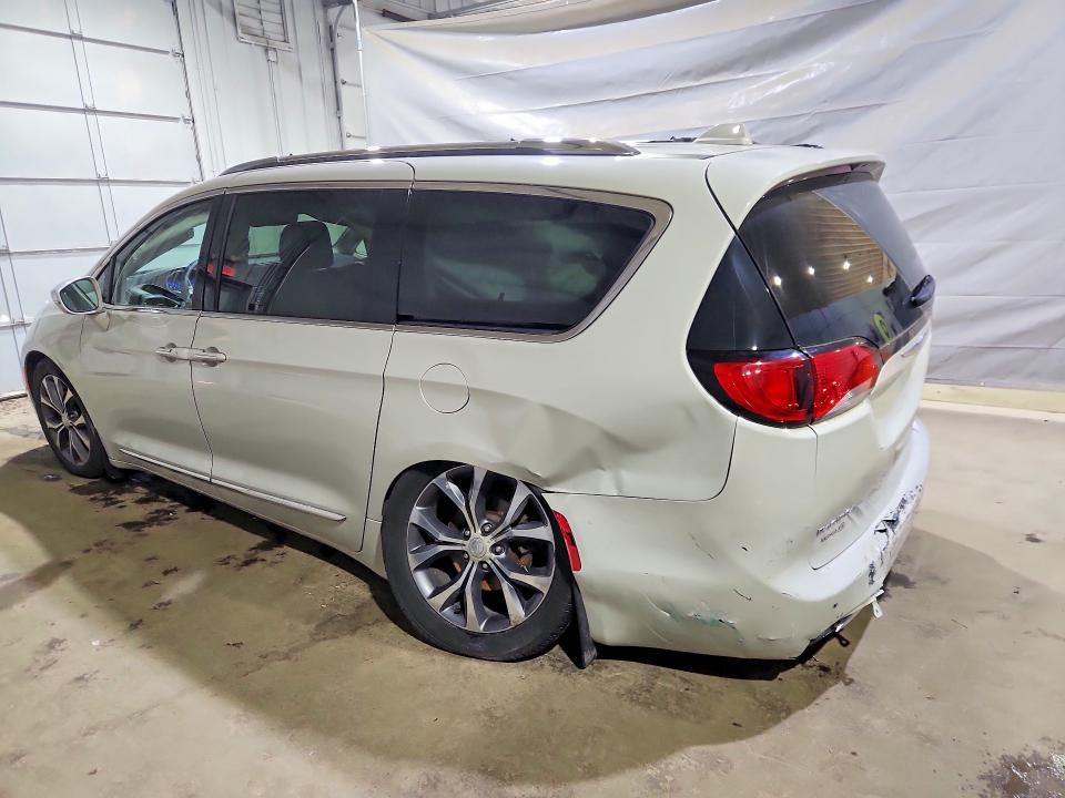 55541866 :رقم المزاد ، 2C4RC1GG4HR591474 vin ، 2017 Chrysler Pacifica مزاد بيع