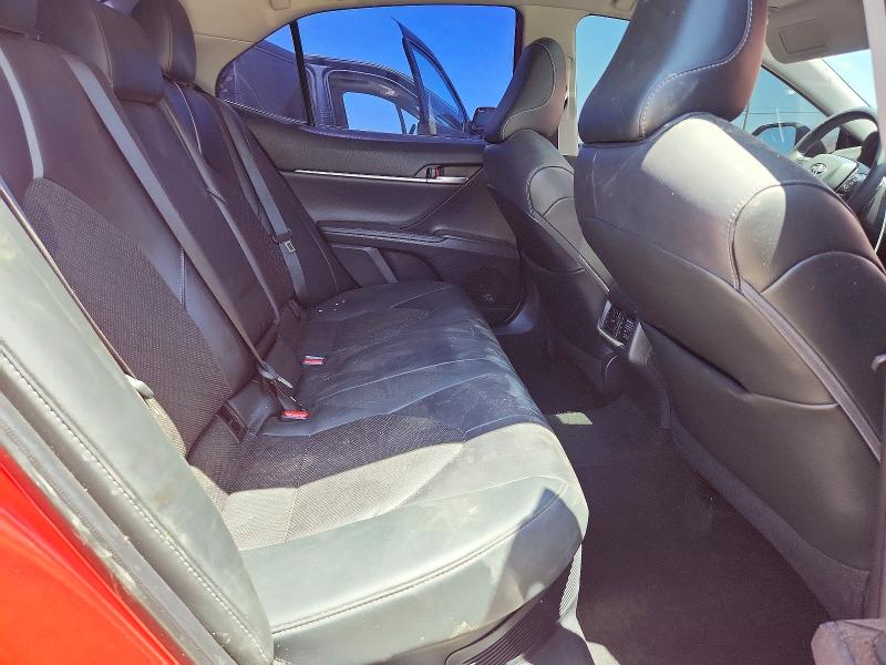 59357856 :رقم المزاد ، 4T1K31AK5MU029963 vin ، 2021 Toyota Camry مزاد بيع