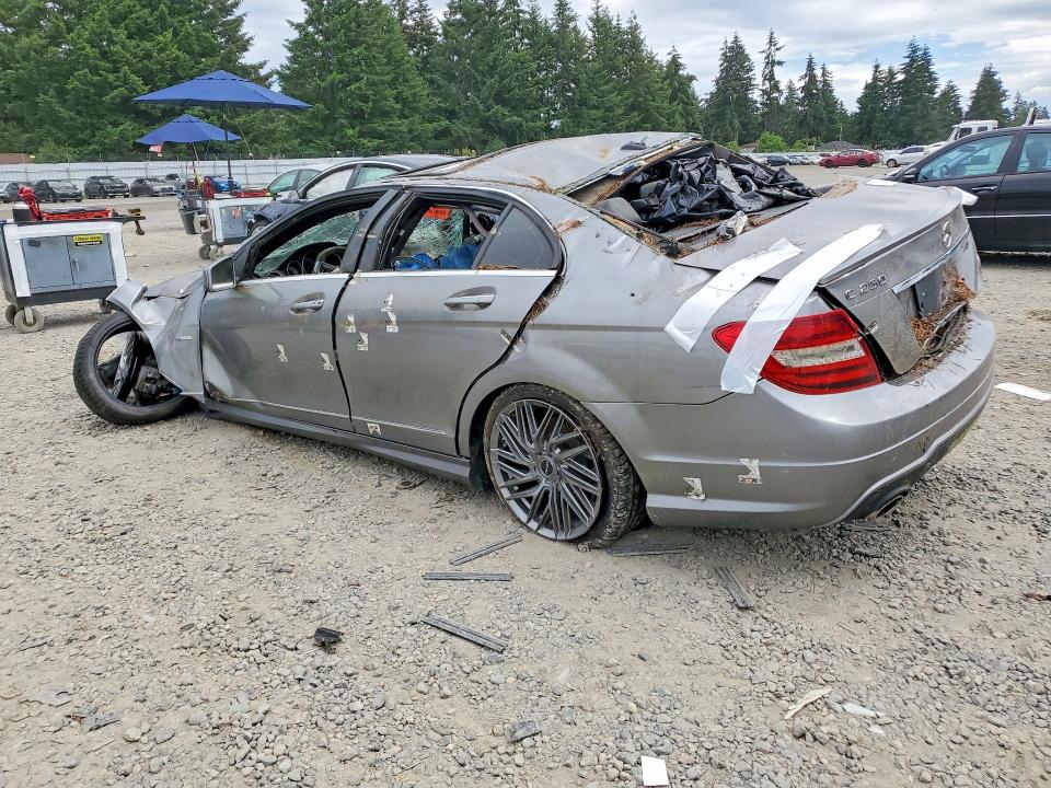 2012 Mercedes-benz C მანქანა იყიდება აუქციონზე, vin: WDDGF4HB0CR236065, აუქციონის ნომერი: 55400706