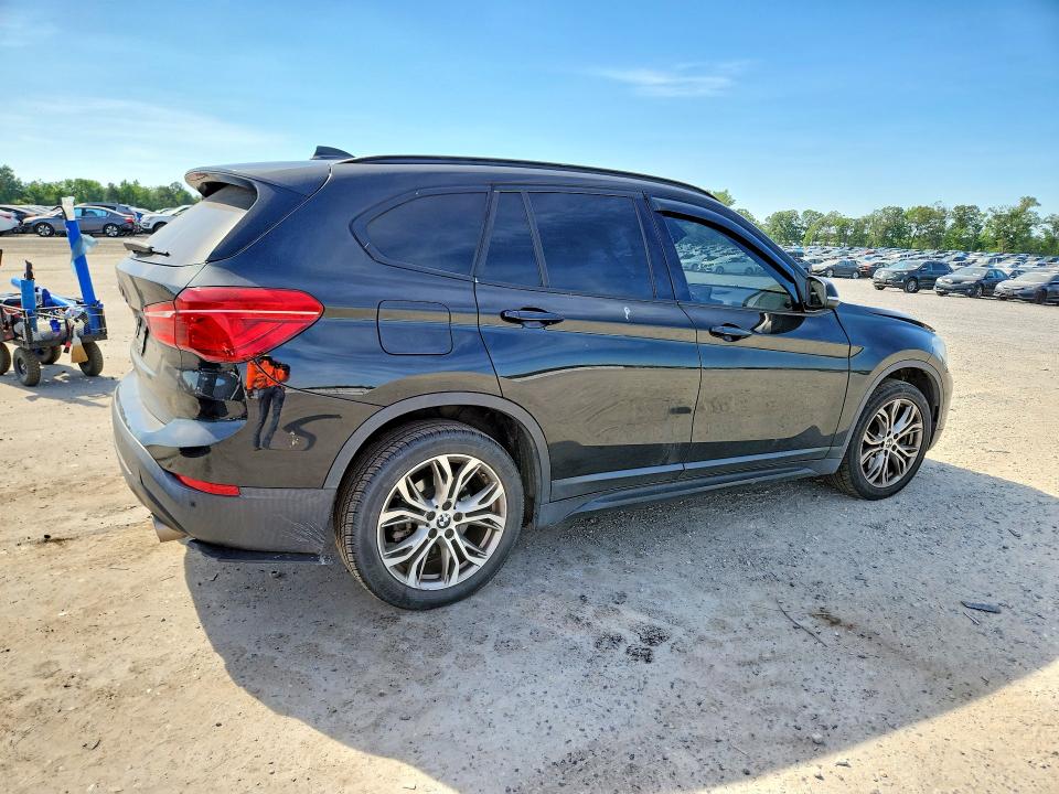2017 Bmw X1 მანქანა იყიდება აუქციონზე, vin: WBXHT3Z30H4A52098, აუქციონის ნომერი: 56293106