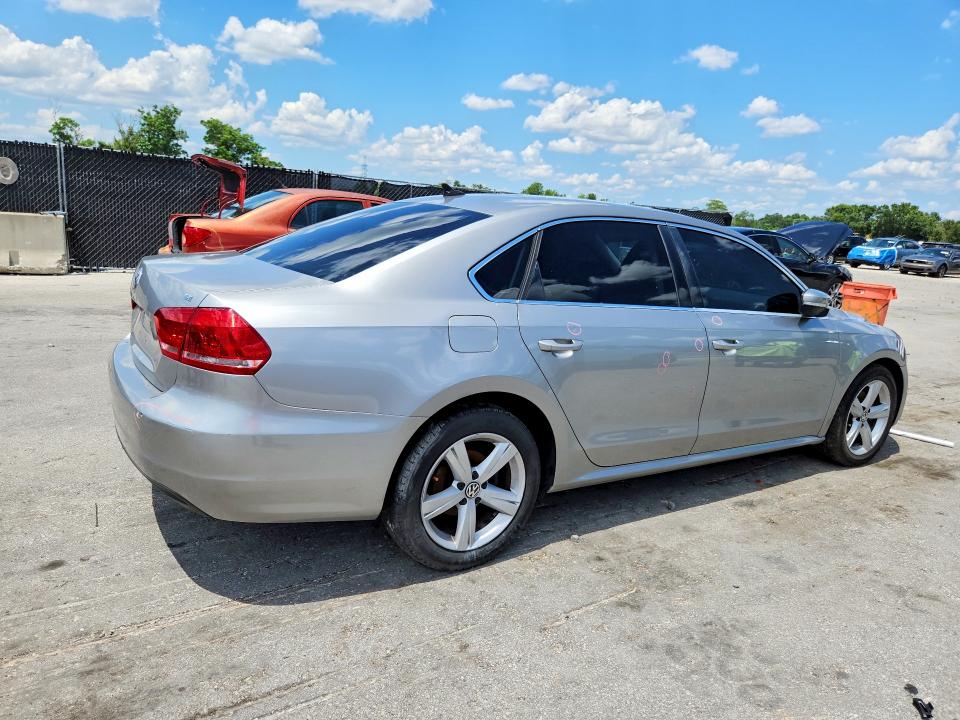 2013 Volkswagen Passat მანქანა იყიდება აუქციონზე, vin: 1VWBP7A30DC047214, აუქციონის ნომერი: 57594486