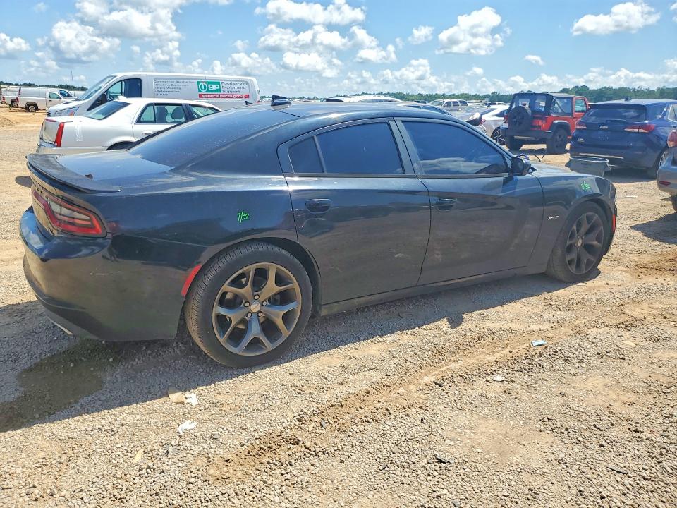56770286 :رقم المزاد ، 2C3CDXCT8FH777292 vin ، 2015 Dodge Charger مزاد بيع