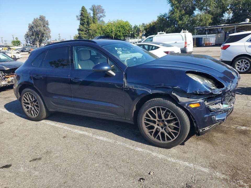 56318086 :رقم المزاد ، WP1AA2A52JLB14460 vin ، 2018 Porsche Macan مزاد بيع