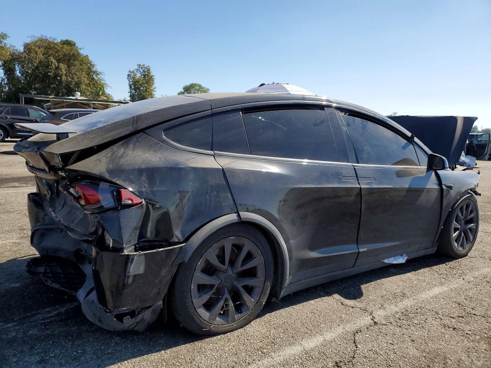 59118486 :رقم المزاد ، 7SAXCBE59NF328860 vin ، 2022 Tesla Model X مزاد بيع