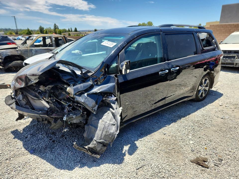 Продаж на аукціоні авто 2017 Toyota Sienna, vin: 5TDXZ3DC8HS777853, номер лоту: 57041336