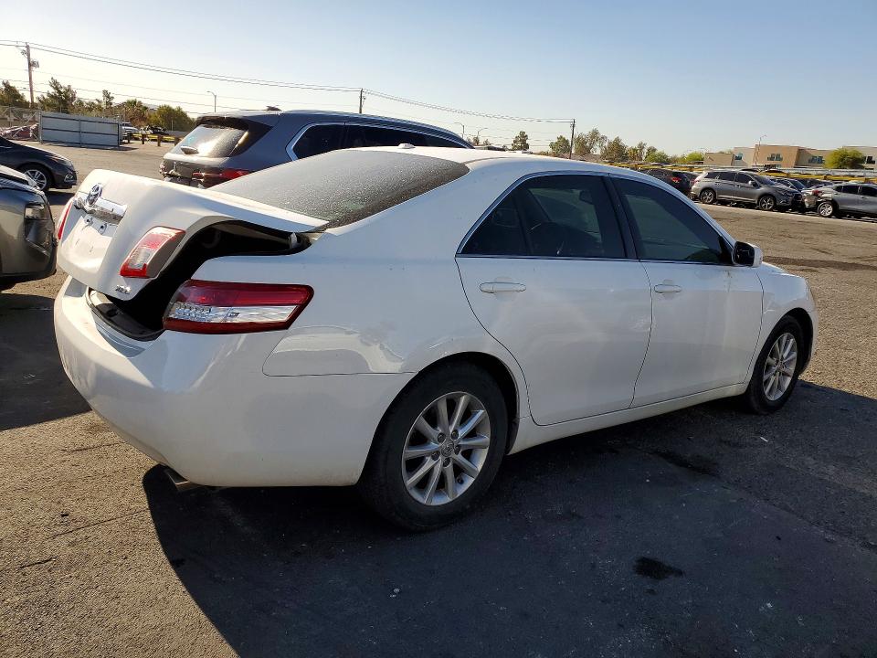 2010 Toyota Camry მანქანა იყიდება აუქციონზე, vin: 4T1BF3EK0AU569794, აუქციონის ნომერი: 56357406