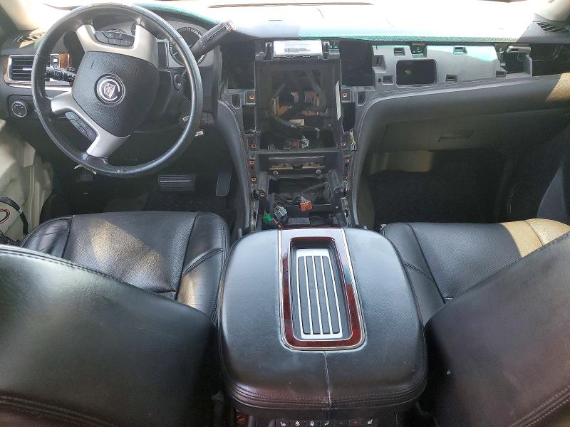 2010 Cadillac Escalade მანქანა იყიდება აუქციონზე, vin: 1GYUCCEF6AR154176, აუქციონის ნომერი: 56401686