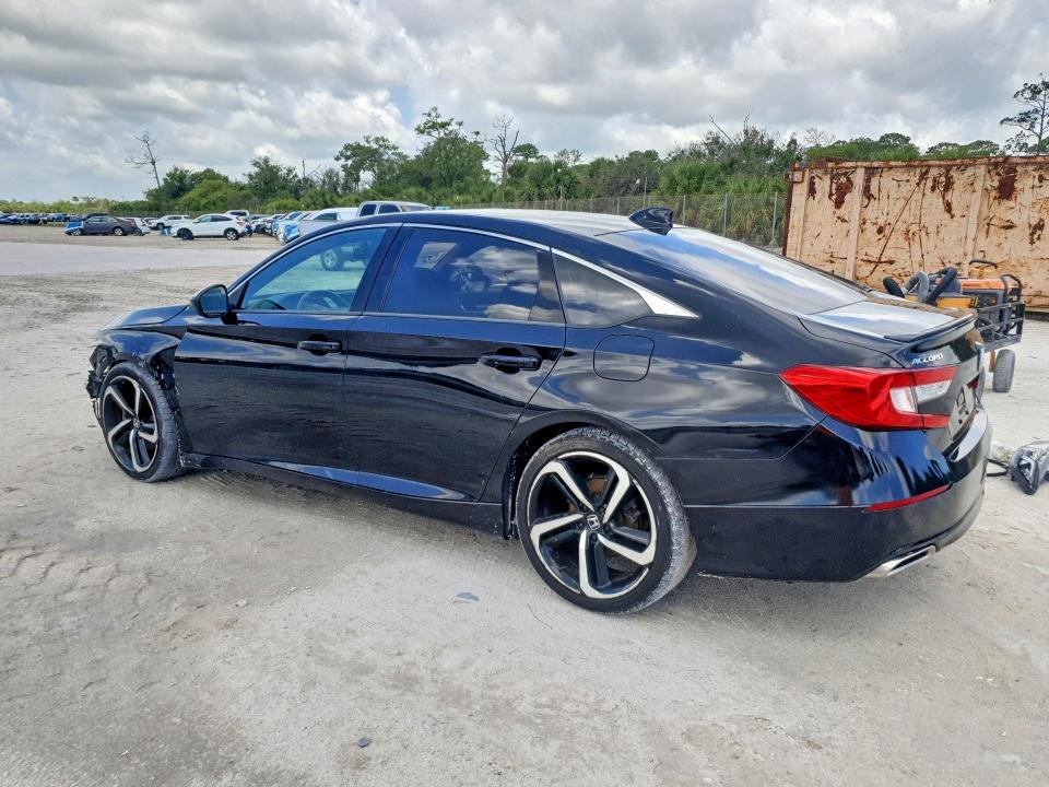 Auction sale of the 2019 Honda Accord, vin: 1HGCV1F33KA126261, lot number: 55929976