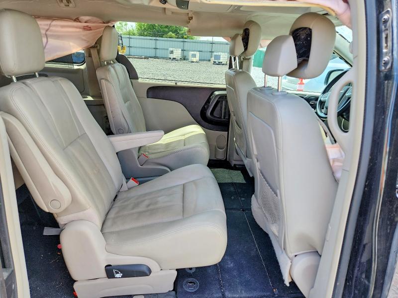 55617456 :رقم المزاد ، 2C4RC1CG9DR722947 vin ، 2013 Chrysler Town & Country مزاد بيع