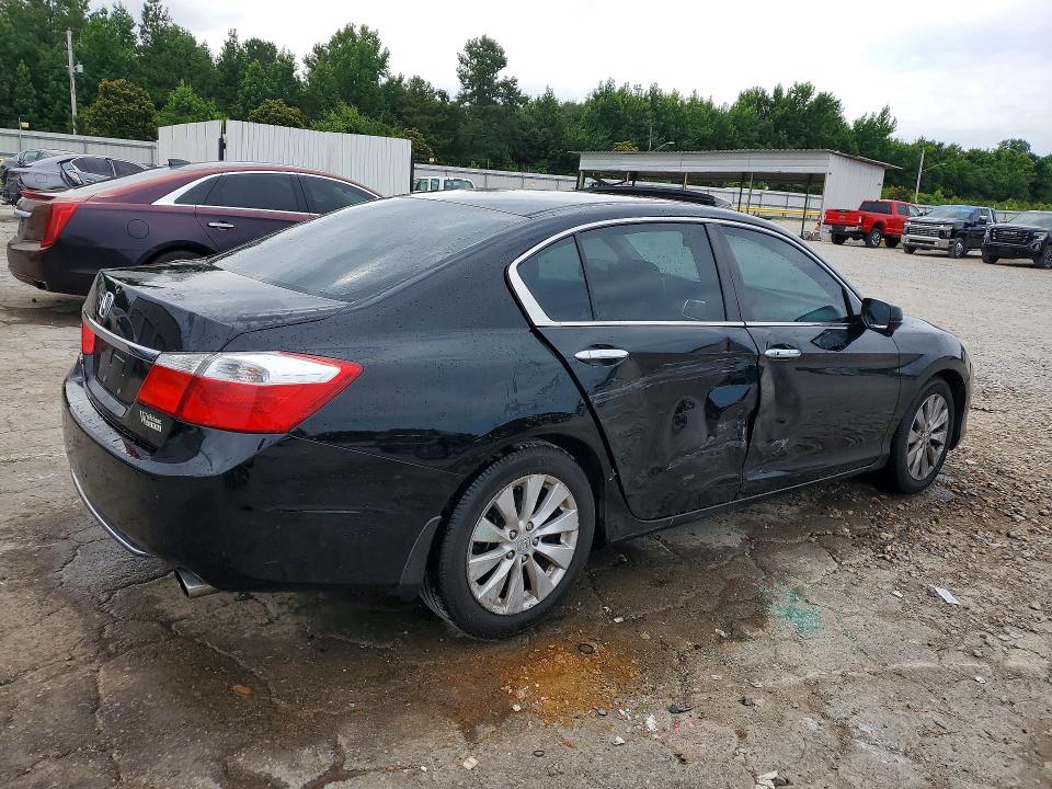 Продажа на аукционе авто 2015 Honda Accord, vin: 1HGCR2F71FA064877, номер лота: 58638006