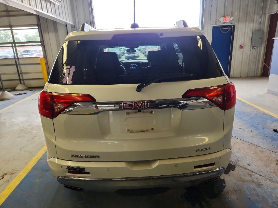 58277696 :رقم المزاد ، 1GKKNXLS3HZ137851 vin ، 2017 Gmc Acadia مزاد بيع