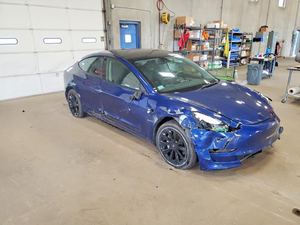 Продажа на аукционе авто 2022 Tesla Model 3, vin: 5YJ3E1EAXNF289113, номер лота: 56357986