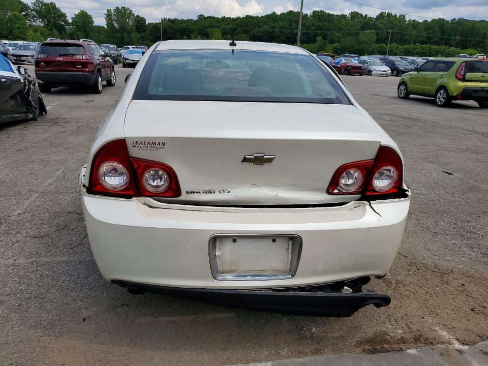 58213396 :رقم المزاد ، 1G1ZE5E76BF148013 vin ، 2011 Chevrolet Malibu مزاد بيع